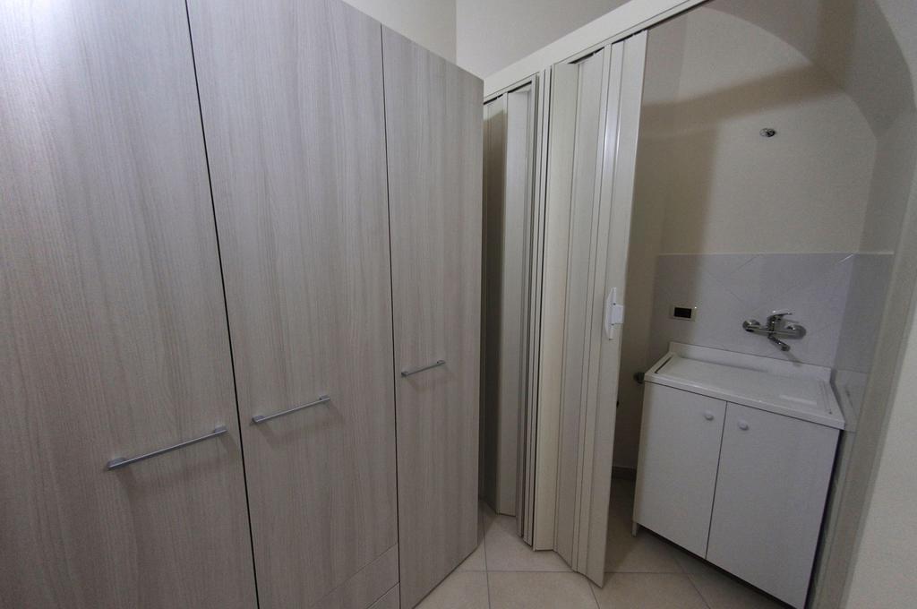 Apartments Casa Vacanze Dante Κατάνια Δωμάτιο φωτογραφία