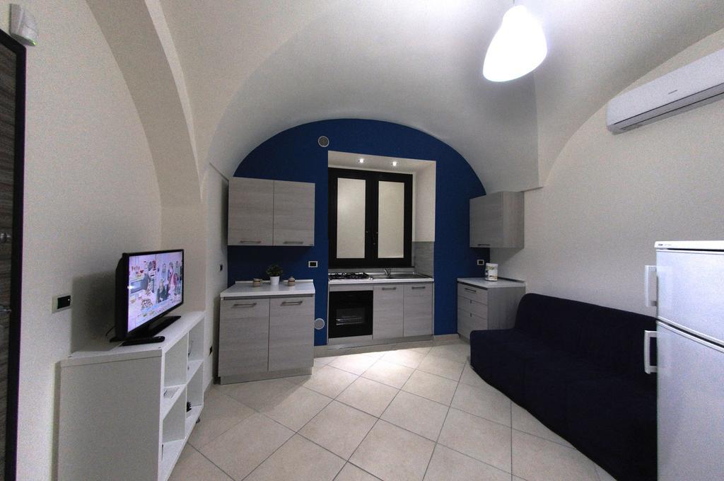 Apartments Casa Vacanze Dante Κατάνια Δωμάτιο φωτογραφία