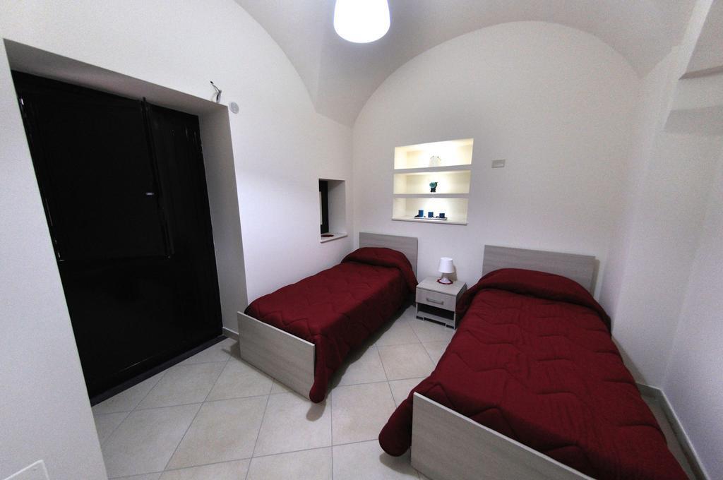 Apartments Casa Vacanze Dante Κατάνια Δωμάτιο φωτογραφία